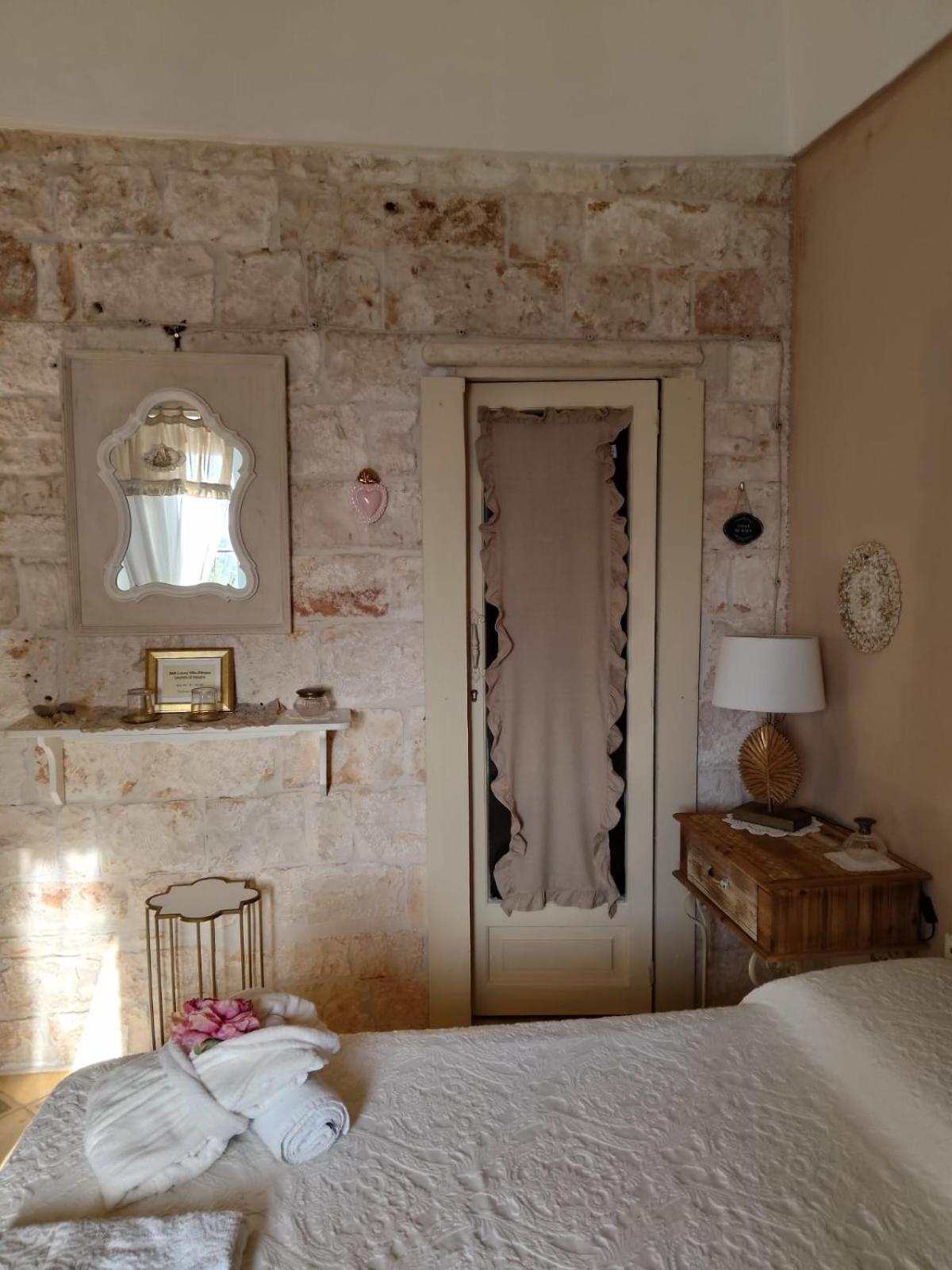 B&B Luxury Villa Olimpia Home Restaurant Selva Di Fasano Room photo