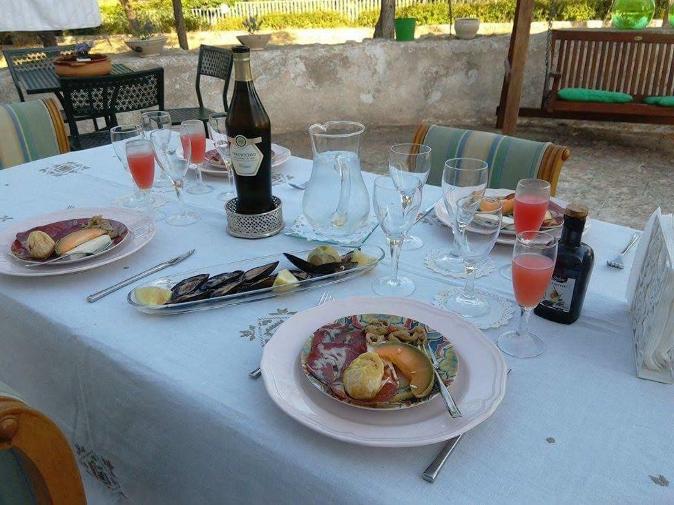 B&B Luxury Villa Olimpia Home Restaurant Selva Di Fasano Exterior photo